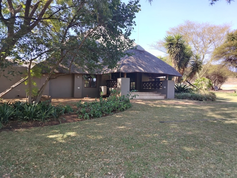 Commercial Property for Sale in Zoutpansdrift A H North West